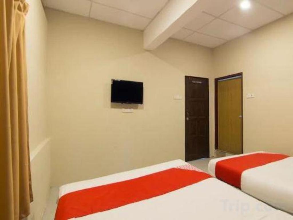 Oyo 44100 Hotel Casavilla Petaling Jaya Buitenkant foto