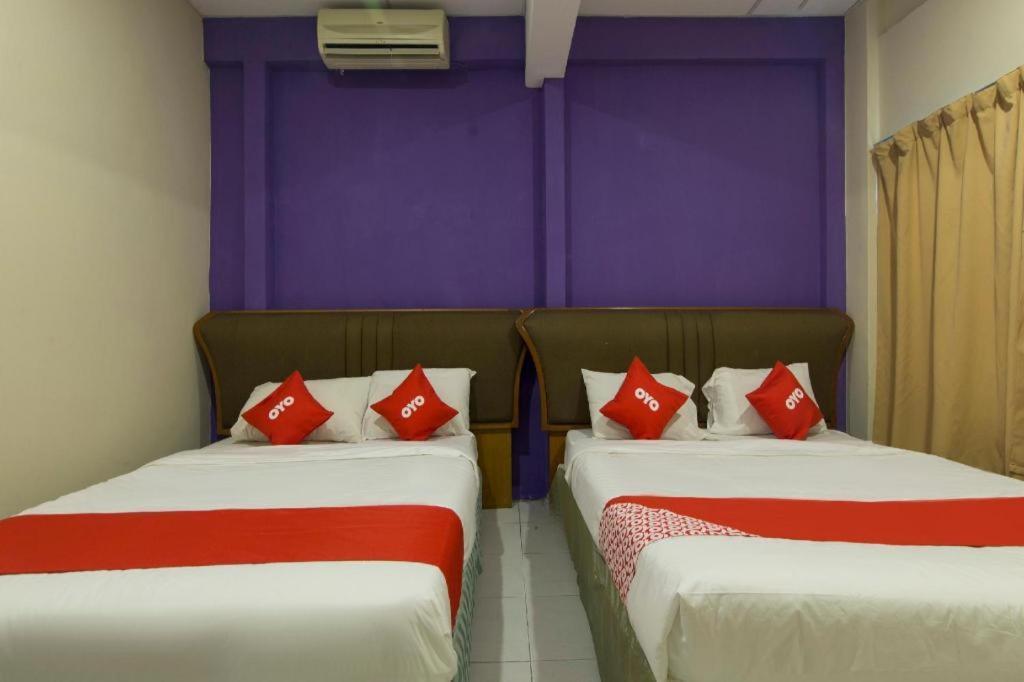 Oyo 44100 Hotel Casavilla Petaling Jaya Buitenkant foto