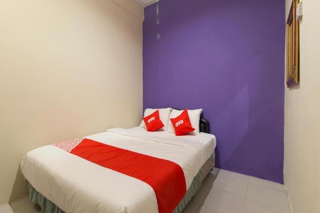 Oyo 44100 Hotel Casavilla Petaling Jaya Buitenkant foto