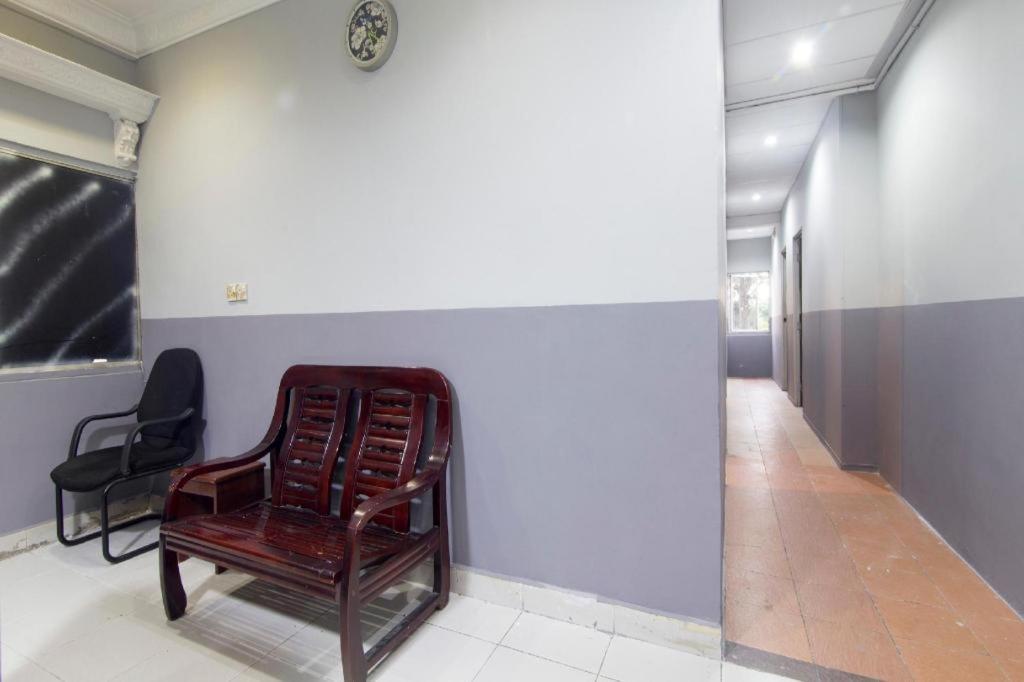 Oyo 44100 Hotel Casavilla Petaling Jaya Buitenkant foto