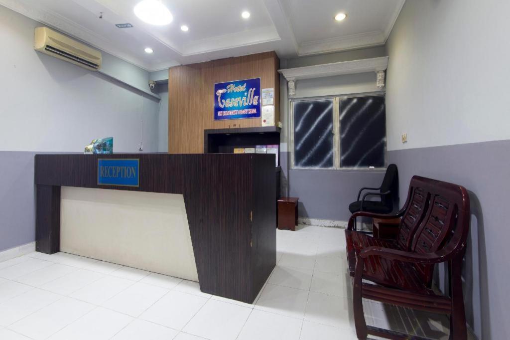 Oyo 44100 Hotel Casavilla Petaling Jaya Buitenkant foto