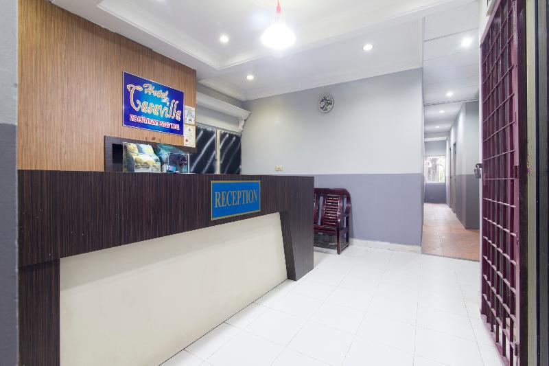 Oyo 44100 Hotel Casavilla Petaling Jaya Buitenkant foto